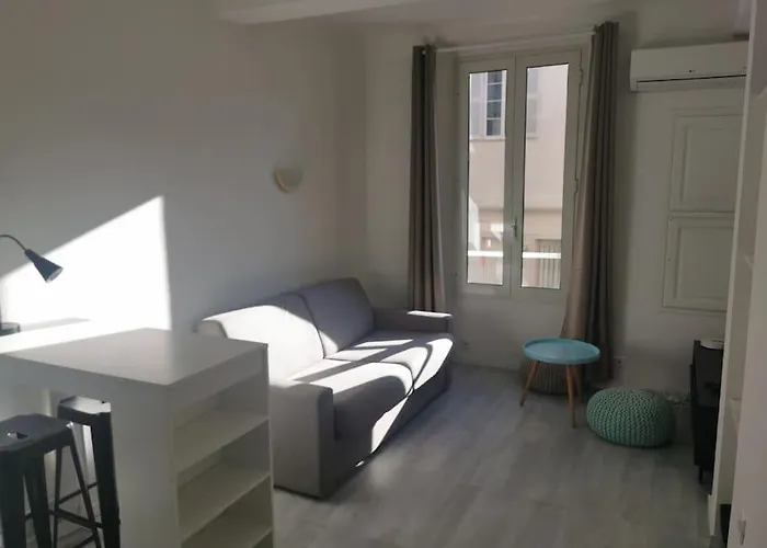 Centre Vieil Apartament Antibes